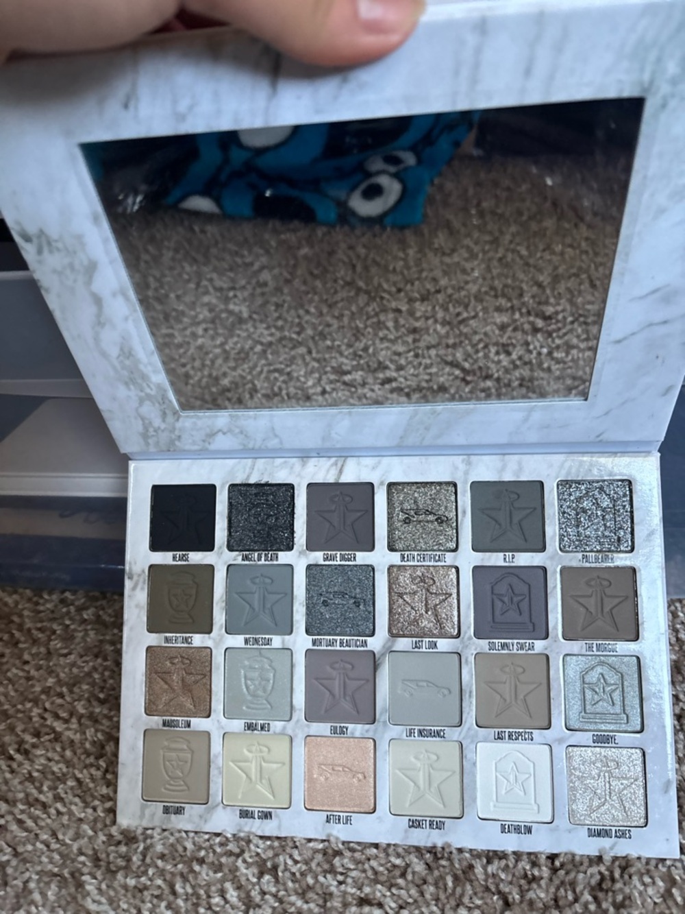 CREMATED Makeup Palette - White Marble Packaging - Picture 3 of 4